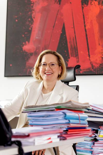 Silvia Hruska-Frank